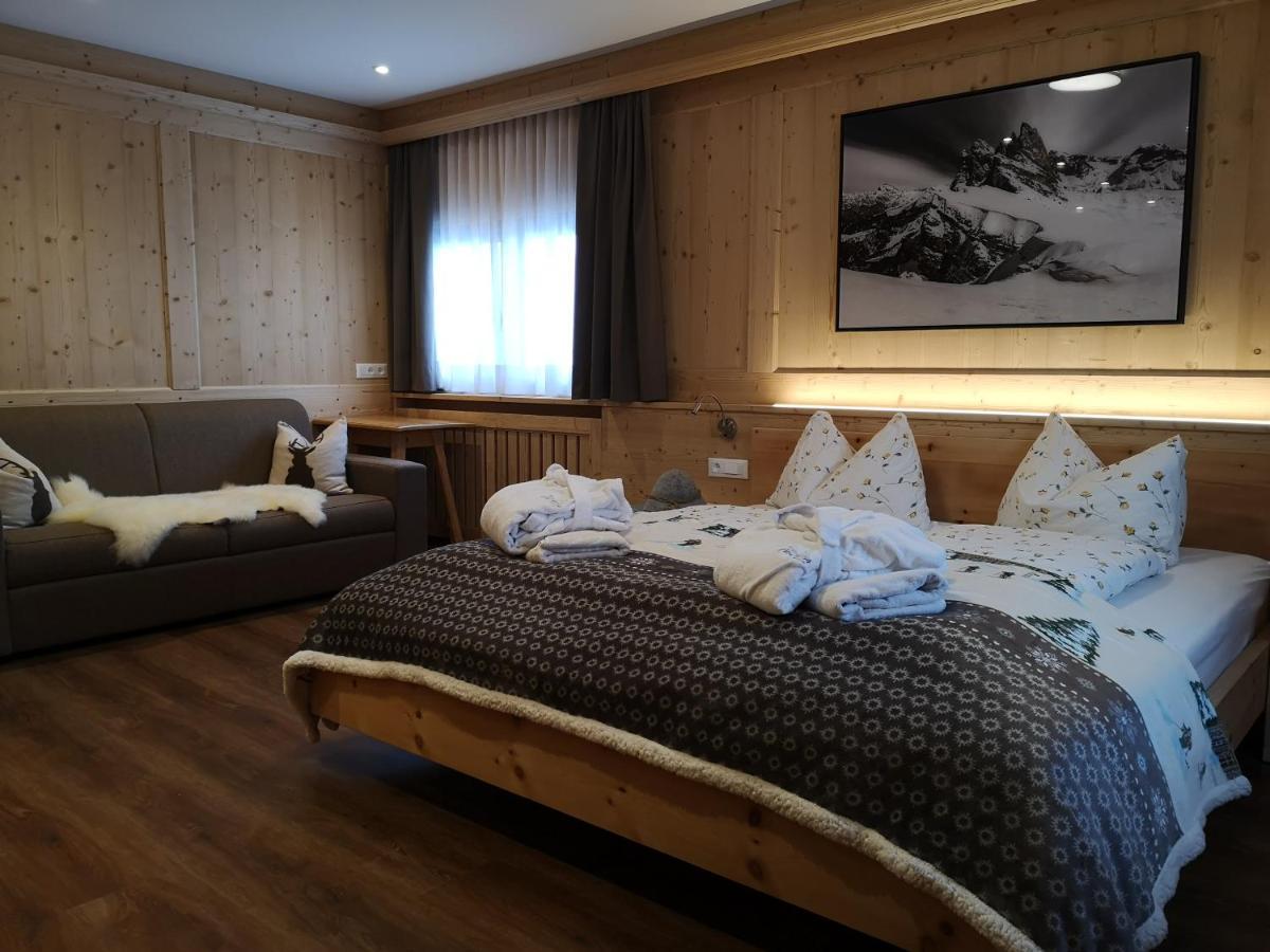 Gasthaus Rifugio Fermeda Hutte Santa Cristina Val Gardena Exterior foto